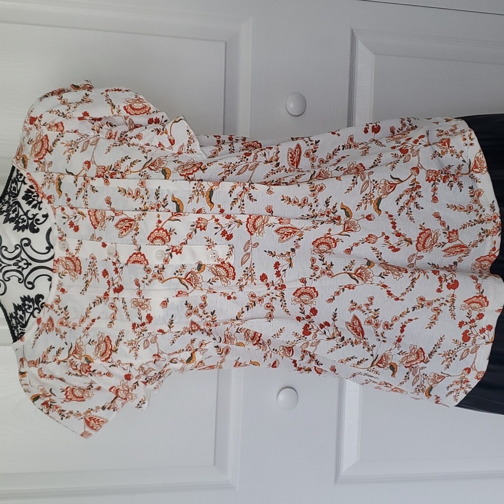 MELLODAY Floral Flutter Sleeve Blouse